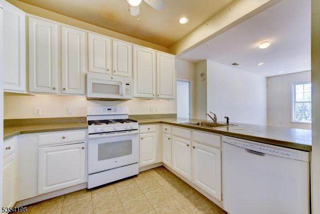 1310 Hamilton Dr, Townhouse with 2 bedrooms, 2 bathrooms and null parking in Rockaway NJ | Image 4