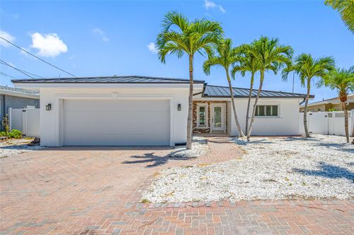 16009 6th St E, Redington Beach, FL, 33708-1640 | Card Image