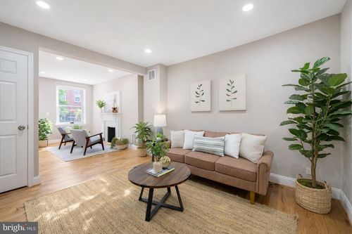 125 E Cross St, BALTIMORE, MD, 21230-4101 | Card Image