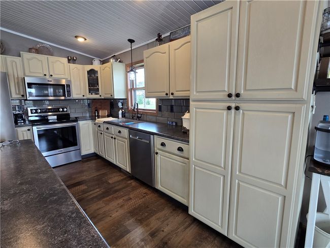 1097 24 1/4 St, House other with 3 bedrooms, 2 bathrooms and null parking in Cameron WI | Image 18