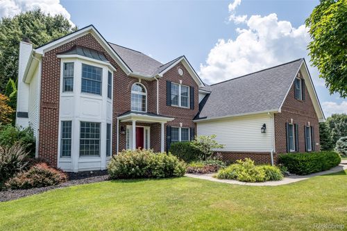 1340 Baywood Cir, Brighton, MI, 48116-6776 | Card Image