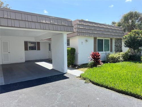 v9-5531 Riverbluff Cir, SARASOTA, FL, 34231-5027 | Card Image