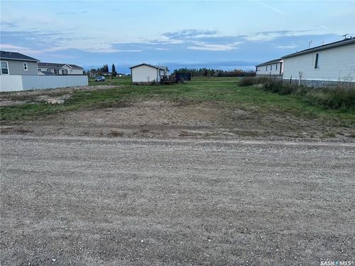 90 Foord Cres, Macoun, SK, S0C | Card Image
