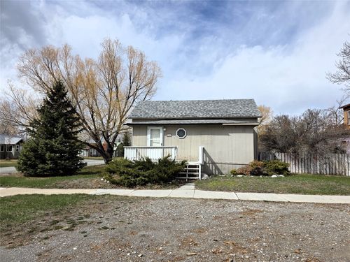 33 4th St Nw, Choteau, MT, 59422-7501 | Card Image