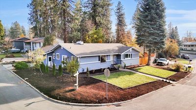 8230 N Pamela St, Home with 3 bedrooms, 3 bathrooms and null parking in Spokane WA | Image 1