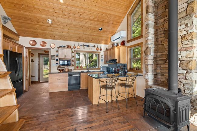 428 Bradbury Road, House other with 3 bedrooms, 1 bathrooms and 4 parking in Gambier Island BC | Image 10
