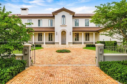 165 Paloma Dr, Coral Gables, FL, 33143-6538 | Card Image