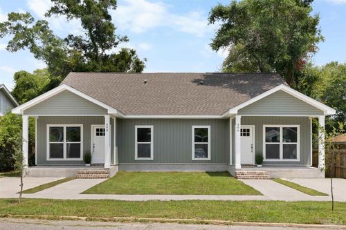 308 N E St, Pensacola, FL, 32501-3737 | Card Image
