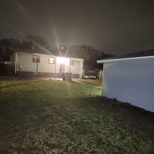 576 Dallas St, Gary, IN, 46406-1333 | Card Image