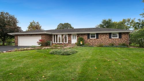 5653 Fox Ct, South Beloit, IL, 61080-2305 | Card Image