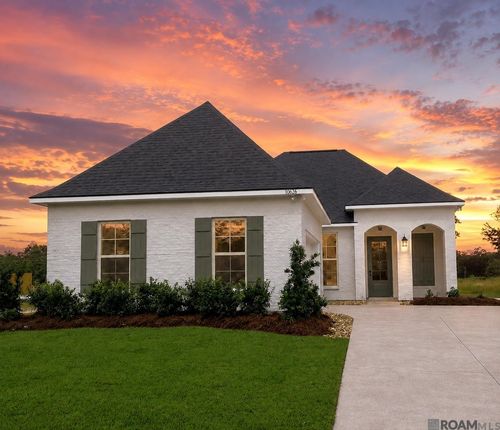 10626 Deric Ave, Denham Springs, LA, 70726-6380 | Card Image