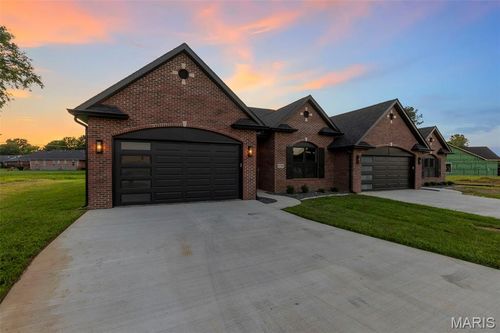 3707 Beechwood Ct, Cape Girardeau, MO, 63701-3738 | Card Image