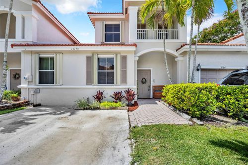 13174 Nw 9th Ct, Pembroke Pines, FL, 33028-3100 | Card Image