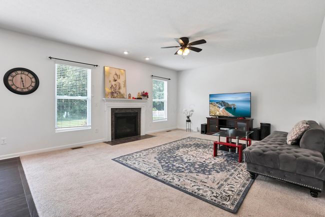 8601 Crooked Maple Dr, House other with 3 bedrooms, 3 bathrooms and null parking in Blacklick OH | Image 6