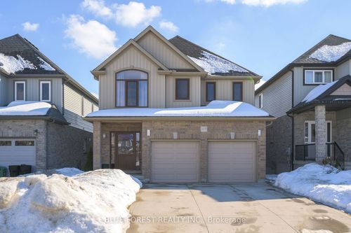 1835 Cedarpark Dr, London, ON, N5X0H9 | Card Image