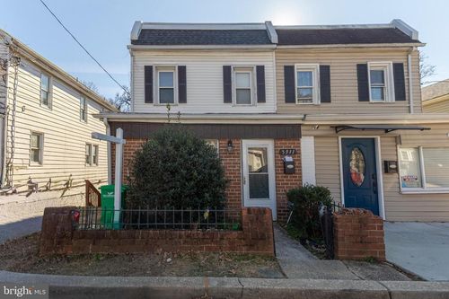 5911 Crown St, CAPITOL HEIGHTS, MD, 20743-2008 | Card Image