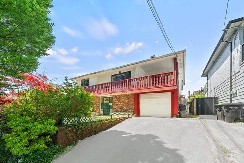 4867 Chatham St, Vancouver, BC, V5R3Z1 | Card Image