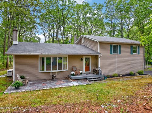 102 Wynding Way, Milford, PA, 18337 | Card Image