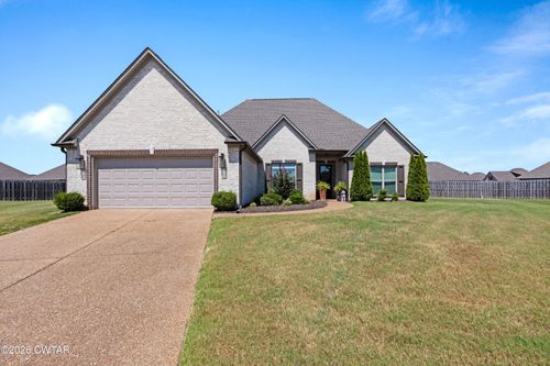 15 Judges Dr, Jackson, TN, 38305-1709 | Card Image