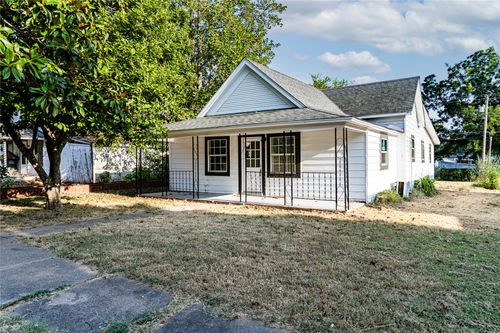 508 E 3rd Ave, Bristow, OK, 74010-3516 | Card Image