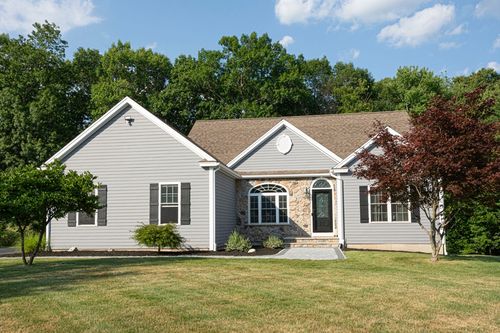 258 Nicholas Dr, Lancaster, MA, 01523-2969 | Card Image
