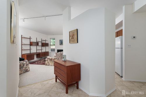 4031 Bayberry Ct, MONMOUTH JUNCTION, NJ, 08852-2123 | Card Image