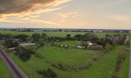223107 Range Road 273, Rural Rocky View County, AB, T1X0X9 | Card Image