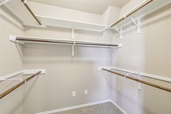 300 Wincliff Dr, House other with 3 bedrooms, 2 bathrooms and 4 parking in Buda TX | Image 24