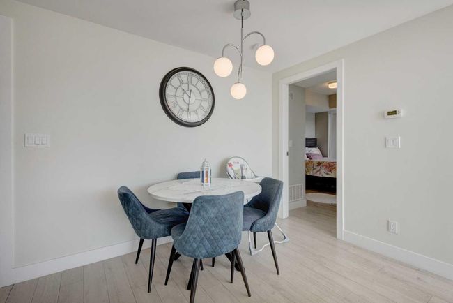 3304 - 1188 3 St Se, Condo with 2 bedrooms, 2 bathrooms and 2 parking in Calgary AB | Image 8