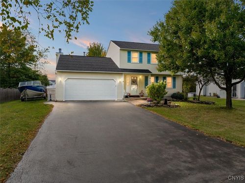 8655 Bayview Dr, Cicero, NY, 13039-9780 | Card Image