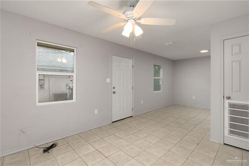 4-825 W 1st St, Mission, TX, 78572-4924 | Card Image