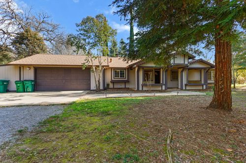 12723 Old Oregon Trl, Redding, CA, 96003-7449 | Card Image