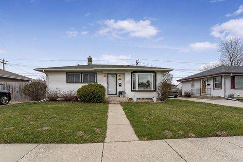 1521 Harmony Dr, RACINE, WI, 53402-3218 | Card Image