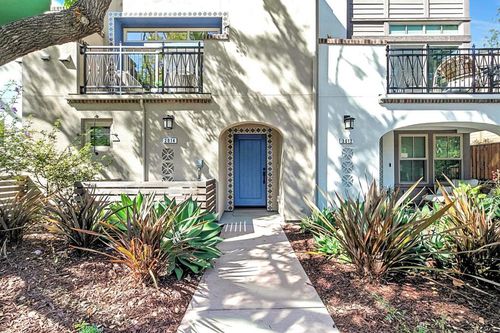 2014 W Middlefield Rd, Mountain View, CA, 94043-2818 | Card Image