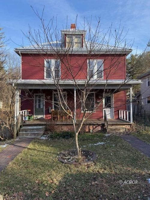 116 Central Ave, Athens, OH, 45701 | Card Image