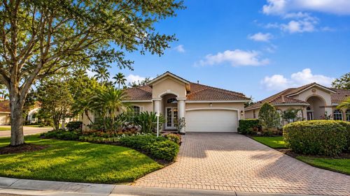 6836 Bay Hill Dr, Lakewood Ranch, FL, 34202-2500 | Card Image