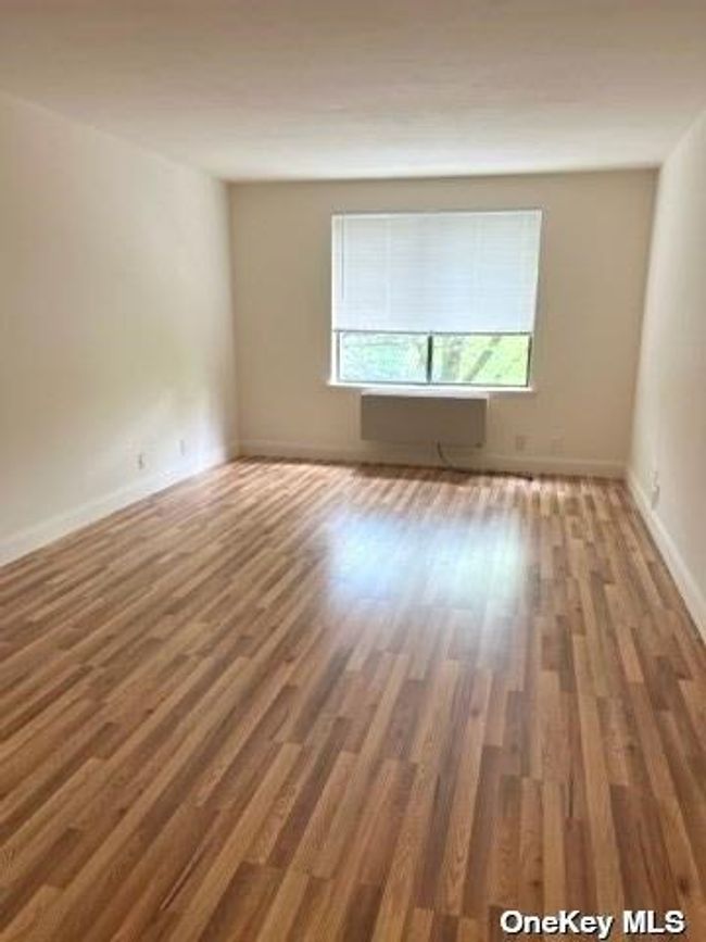 APT-3A - 141 Great Neck Rd, Condo with 2 bedrooms, 3 bathrooms and 2 parking in Great Neck NY | Image 7