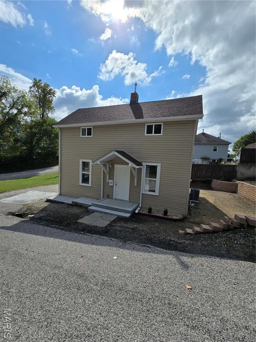 125 S Hesperia St, Collinsville, IL, 62234-2624 | Card Image