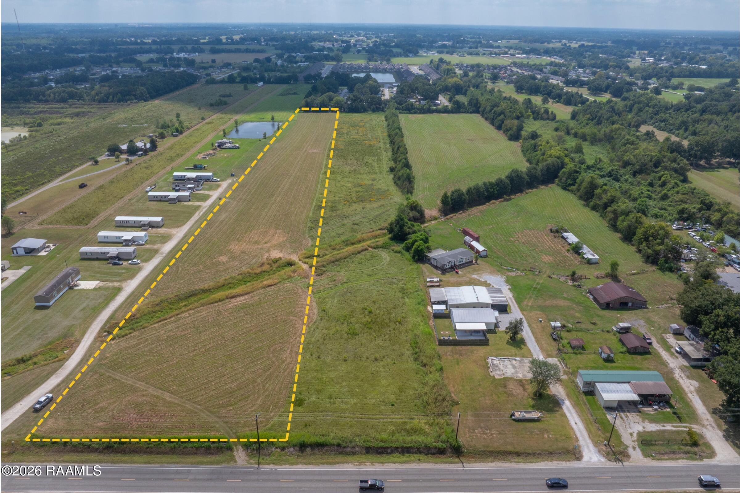 Land in Carencro