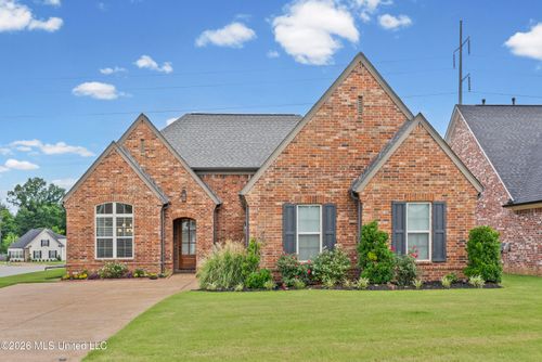 3452 Kreunen St, Nesbit, MS, 38651-2519 | Card Image
