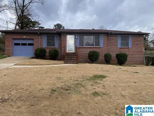 2632 5th St Ne, CENTER POINT, AL, 35215-2704 | Card Image