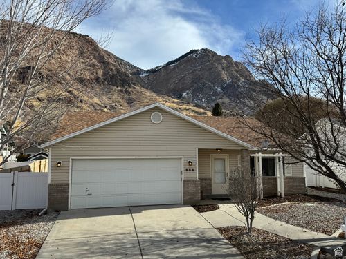 886 N 975 E, Ogden, UT, 84404 | Card Image