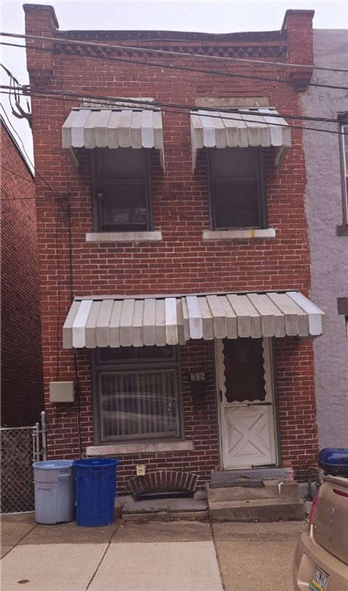 226 Glenwood Ave, Hazelwood, PA, 15207-1846 | Card Image