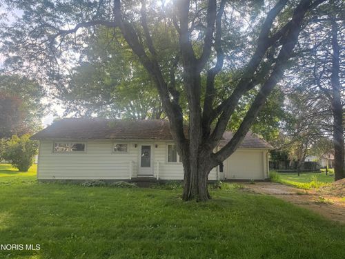 315 S Maplewood Avenue, Wauseon, OH, 43567 | Card Image