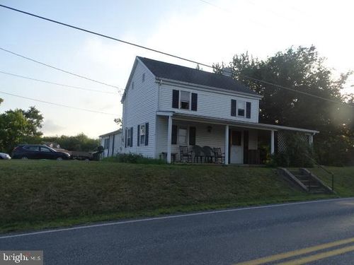 14193 Mercersburg Rd, GREENCASTLE, PA, 17225-8615 | Card Image