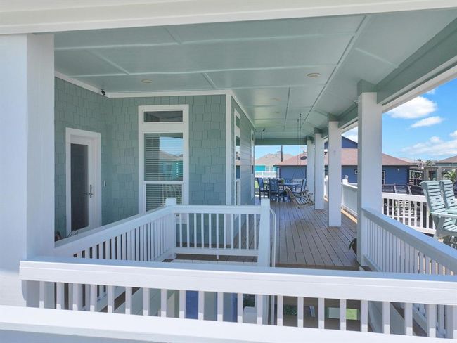 906 Westview, House other with 4 bedrooms, 3 bathrooms and 2 parking in Crystal Beach TX | Image 13