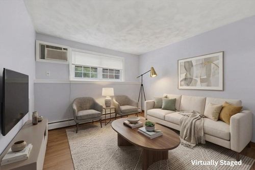 c2-6 Venice St, Danvers, MA, 01923-2039 | Card Image