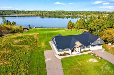 639 Loney Lake Rd, House other with 3 bedrooms, 3 bathrooms and 20 parking in White Lake ON | Image 2