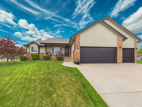 1222 N Oak Ridge Ct, Goddard, KS, 67052-8626 | Card Image