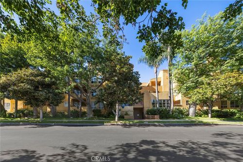 305-12841 Bloomfield St, Studio City, CA, 91604-1531 | Card Image